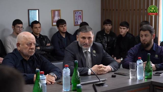Конференция ко Дню памяти и скорби народов ЧР прошла в в стенах ЧГУ им. А.А. Кадырова