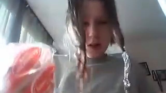 Хотела покрасить волосы фломастером