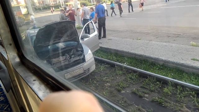 Авария. Ул. Жукова/Маяковского. Омск. 04. 07.2016.