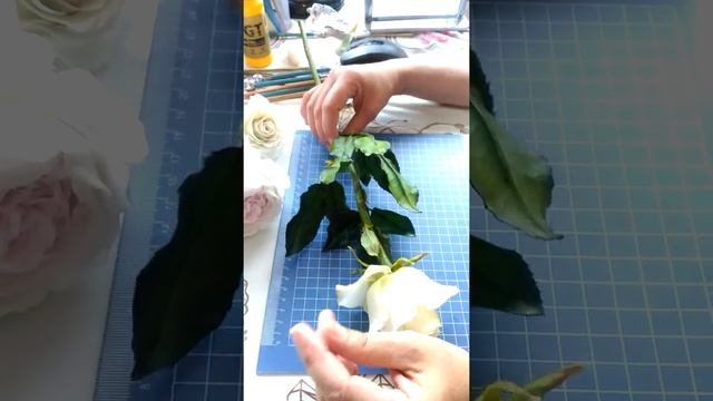 Керамическая флористика, холодный фарфор.