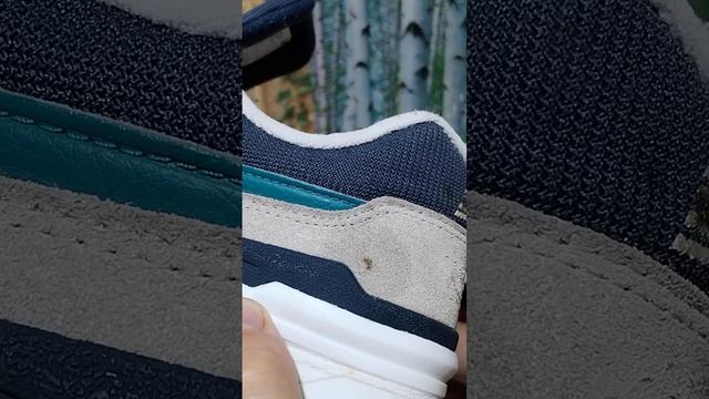 New Balance: чистим от битума!