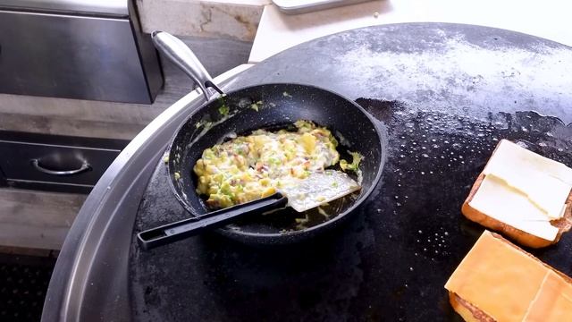 A DENNYS BREAKFAST SANDWICH...BUT HOMEMADE  WAY BETTER!  SAM THE COOKING GUY