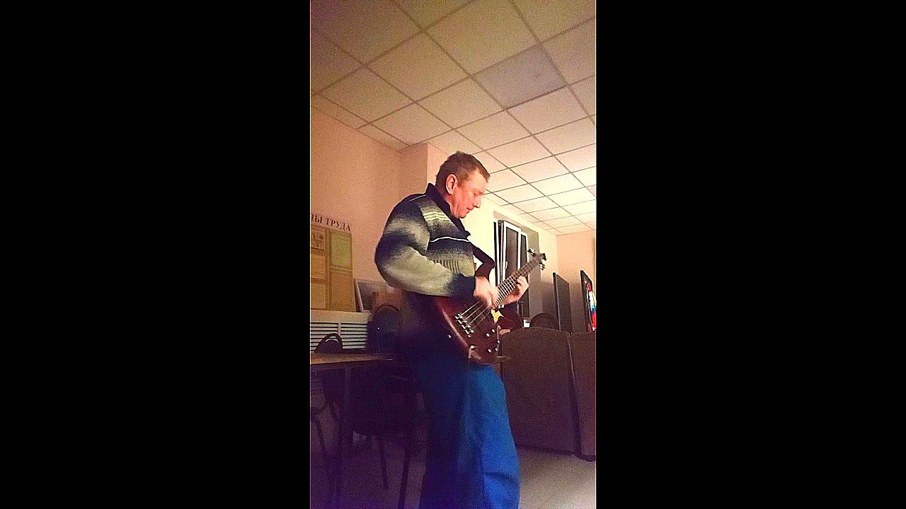 Странные танцы  Испытания примочки #shorts #bass #bassguitar #бас #басгитара #технология