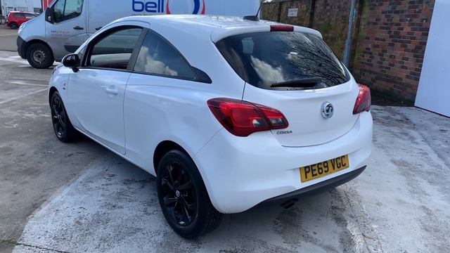 Vauxhall Corsa _ 1.4 75 Griffin 3dr _ Summit White _ PE69VGC