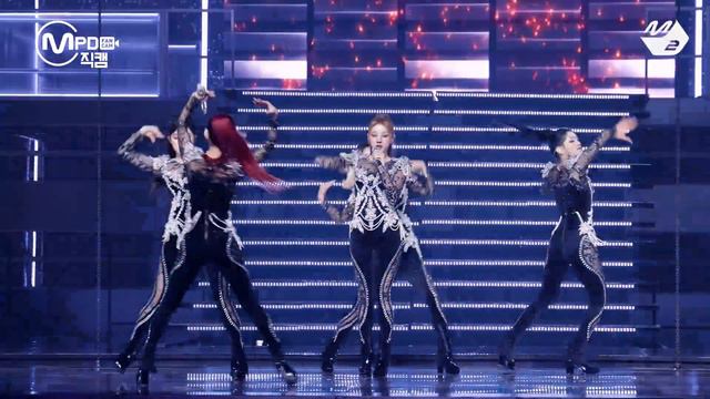 MPD직캠 여자아이들 직캠 8K Super Lady GI-DLE FanCam  MCOUNTDOWN_2024.2.1
