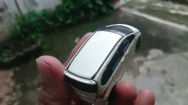 Tomica Honda Freed