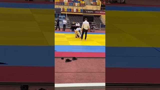 Шарипов султан Чемпионат Дагестана по джиу-джитсу(не-ваза)финал 2020год