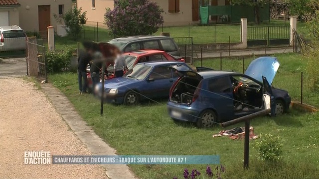 Enquete dAction - Chauffards et tricheurs : traque sur lautoroute A7 !