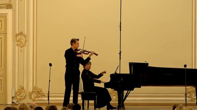 Богомаз Богдан - М. Равель - "Цыганка" / Maurice Ravel - "Tzigane"