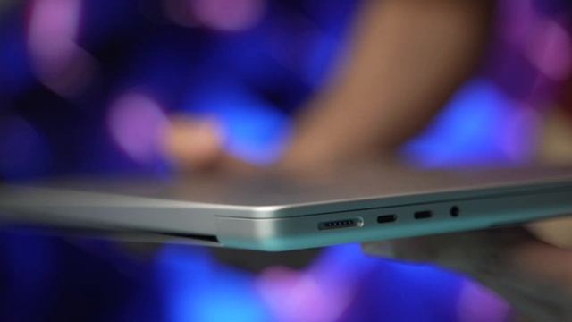 M1 MacBook Pro 14 Review: The Best LAPTOP of 2022?
