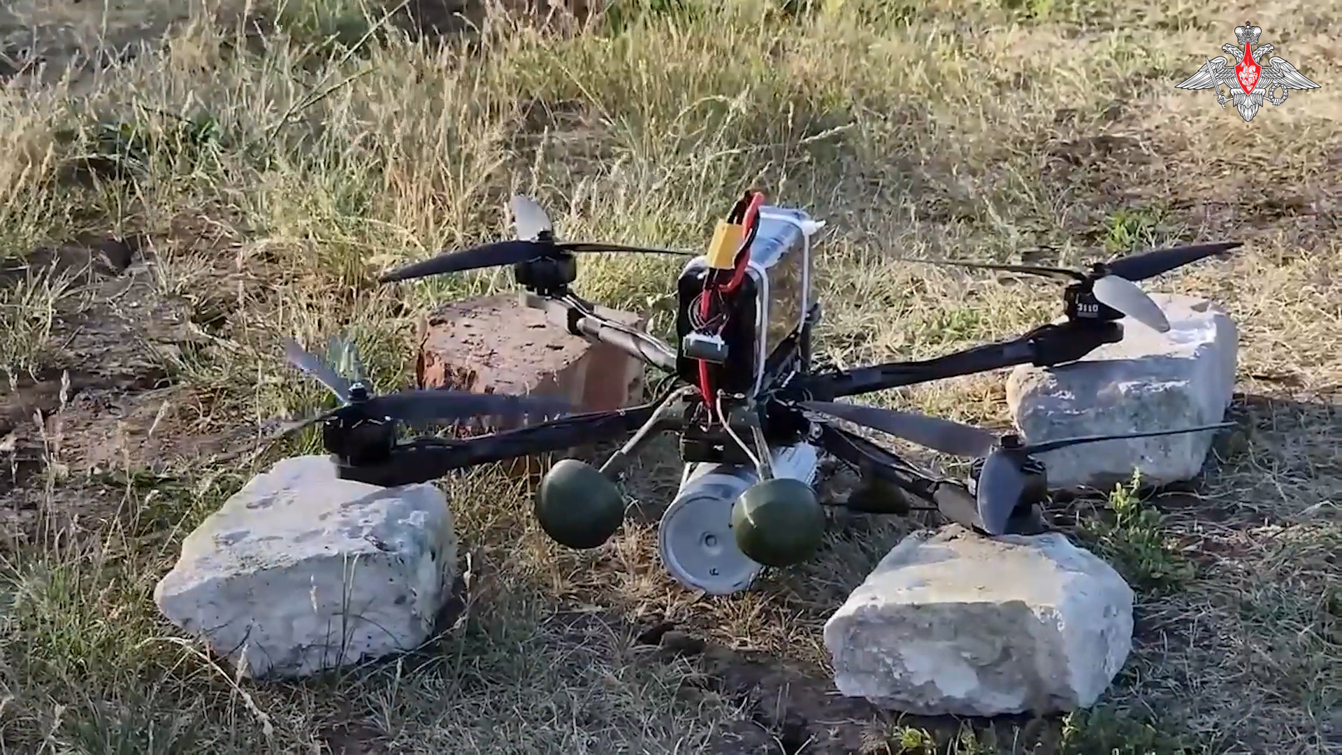 Боевая работа операторов FPV-дронов на Ореховском направлении