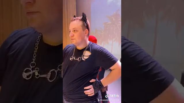 ДЭДПУЛ ТАНЦУЕТ С БАЛЕТОМ ТОЛСТЫХ