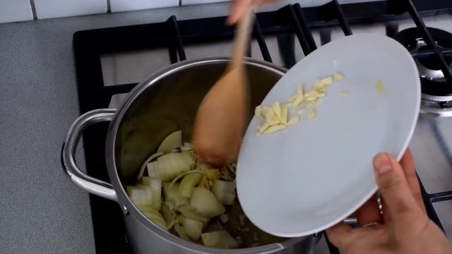 КРЕМ-СУП ИЗ БРОККОЛИ И ШПИНАТА. ПОЛЕЗНЫЙ, ВКУСНЫЙ СУП ЗА 15 МИНУТ.