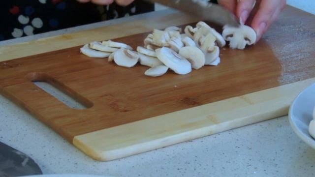 КУРОЧКА ПОД СЛИВКАМИ | Chicken with cream