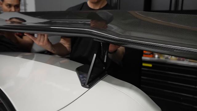 BUILDING A PANDEM WIDEBODY GT-R IN 10 MINUTES
