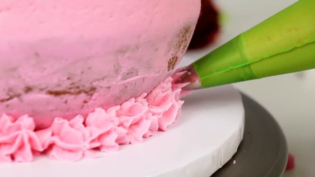 You're going to LOVE this LOVE-BUG CAKE!