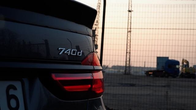 ТАКУЮ BMW 7-КУ ВЫ ТОЧНО НЕ ВИДЕЛИ!