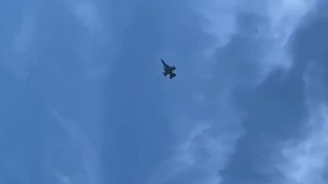 F16 над Киевом