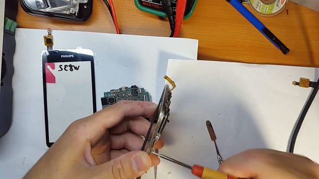 Замена сенсора на Philips W832