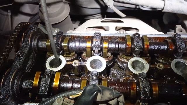 Авто за 40 т.рублей 21074 2005 год. Замена цепи на TOYOTA FUNCARGO.