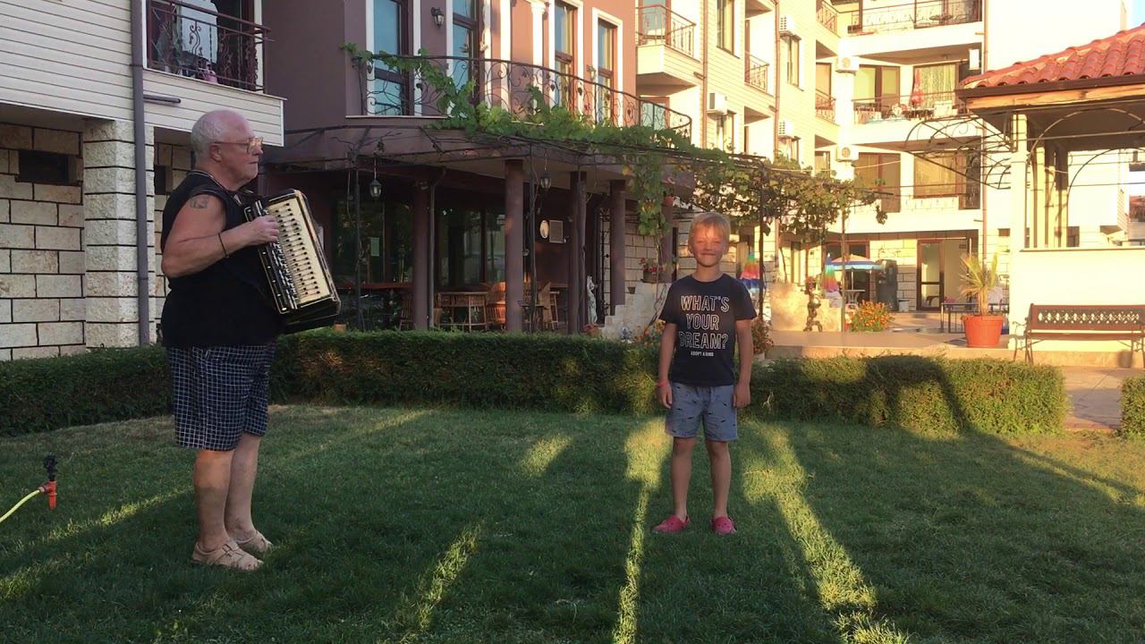 Катюша - Марк Миловидов