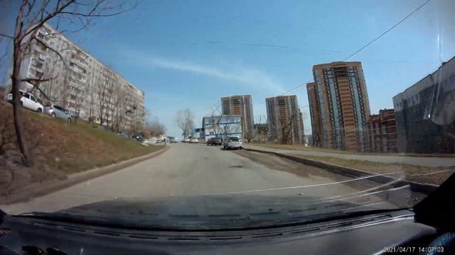 Владивосток, 71-й микрорайон, апрель 2021 г.