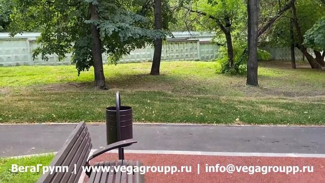 Парковые диваны и уличные урны производства ВегаГрупп. Диван парковый "Будапешт" и урна "Брюгге".