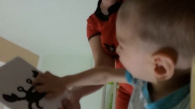 VLOG: ДЦП. Игрушки, игры, занятия, общение. Особенный Вовочка.