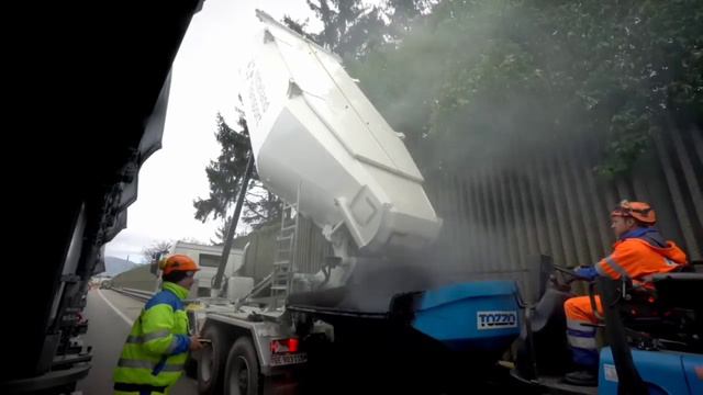 В Швейцарии создали мобильный мост для ремонта дорог