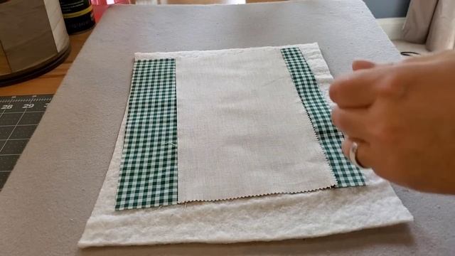 Fast  Easy Mugrugs WITHOUT A PATTERN - Having fun creating with RAW EDGE APPLIQUE - Video  4