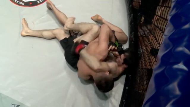 Амрали Саидошуров, клуб Акбар, 1 1 VS Магомед Салахутдинов Россия, 1 0 в⁄к 66 кг