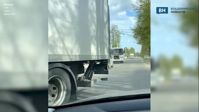 Во Владимирской области из-за автобуса произошла массовая авария