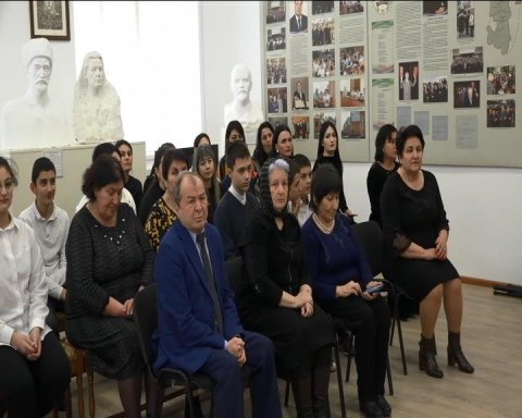В музее Дом 1-го съезда Советов Адыгеи  прошло мероприятие,посвященное землякам-участникам СВО