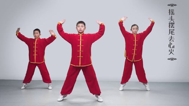 Ба Дуань Цзин для детей · Групповое исполнение - Цигун и Даоинь с профессором Ху Сяофэем