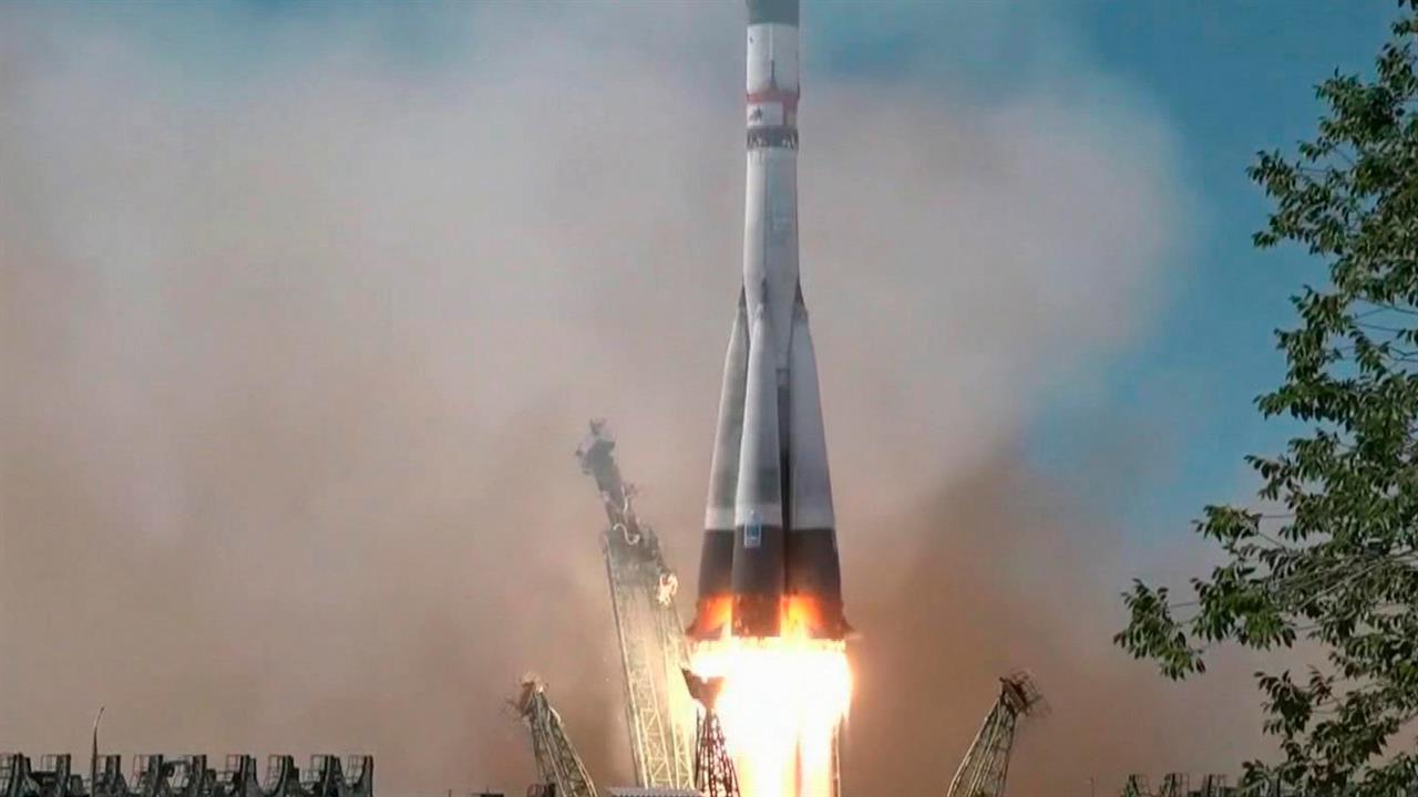 Грузовой корабль "Прогресс МС-27" вышел на орбиту