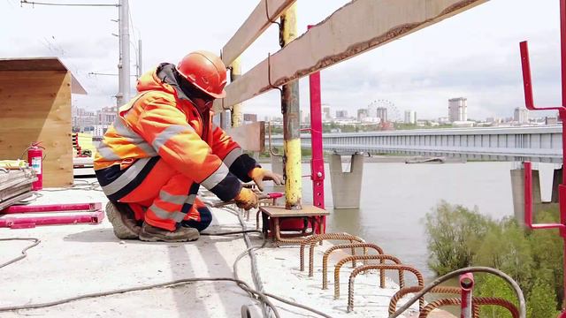 Ремонт Октябрьского моста в Новосибирске выполнен на 50 процентов