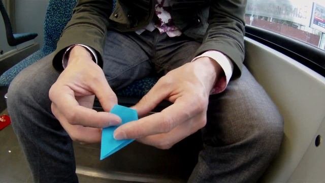 Origami Frog Tutorial  Tram Line 11 Frankfurt