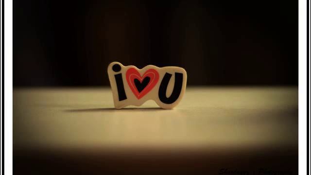 Искренние чувства! Красивая! Это стоит послушать!