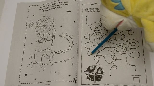 Skully play games fun with egg surprise toys