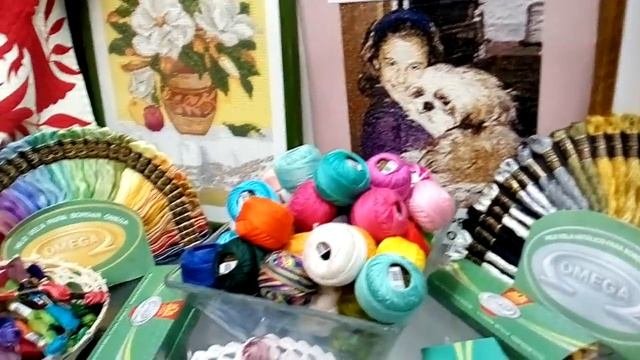 Visita A Tienda De Hilos Y Lanas Omega