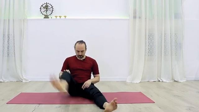 Пранаяма - техника дыхания (дыхательная гимнастика). Видео урок базовых пранаям..mp4