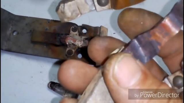 Техническое серебро,один контакт 18,5г. Содержание драгметалл.