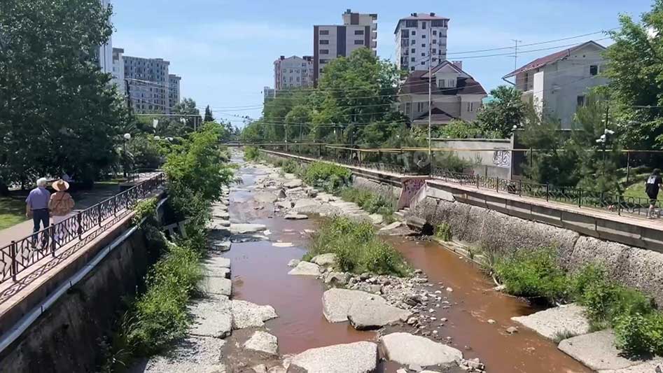 Сброс сточных вод в реку Псахе в Сочи прекращен