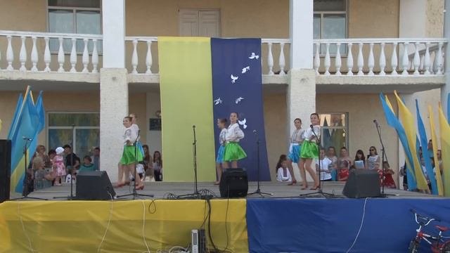 Танцювальний колектив Зорепад 