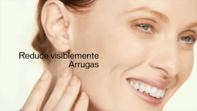 Publicidad Vital Perfection Lift and Define Radiance Serum de Shiseido 2021 - 2022