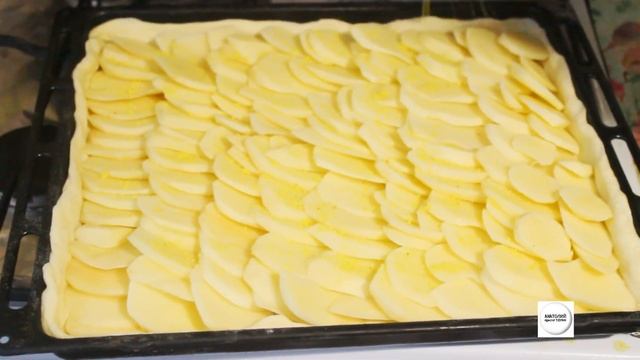 Пирог с картошкой .  Легко и просто