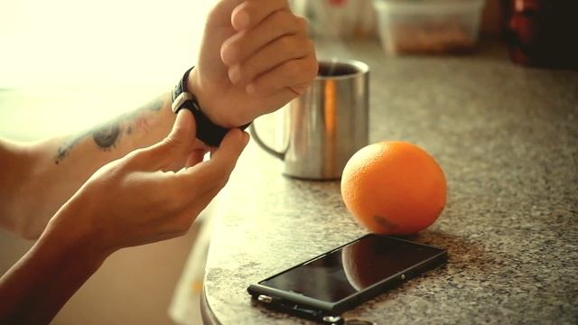 Обзор умных часов: Pebble Smartwatch