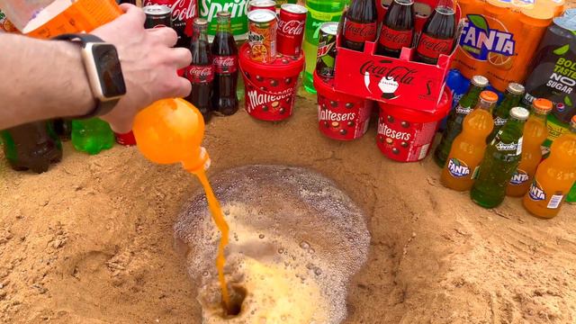 Mega Compilation Big Coca Cola, Monster, Fanta, Chupa Chups, Mtn Dew, Many Soft Drinks and Mentos