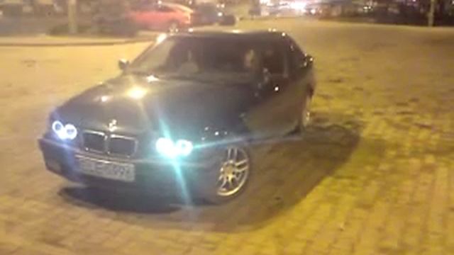 BMW E36 puszcza oczko