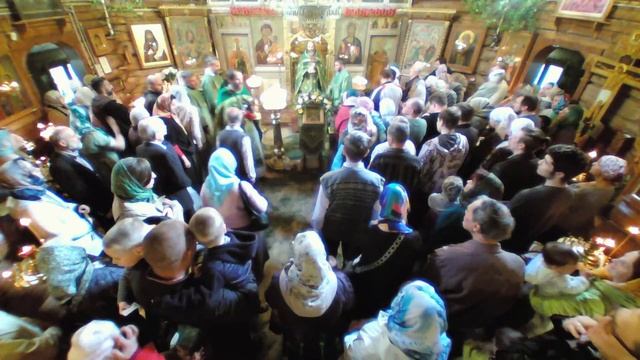 День Святой Тро́ицы. Пятидесятница. 3-й и 6-й Часы, Божественная Литургия, 9-й Час, Великая вечерня